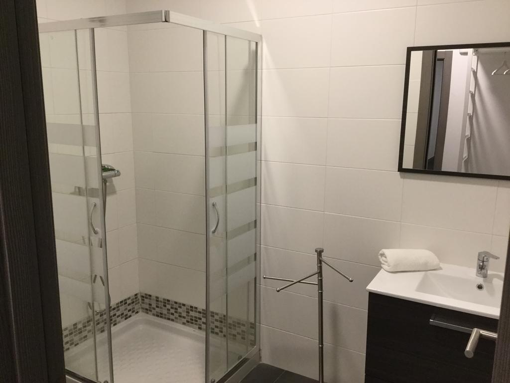 Room And Kitchen בילבאו מראה חיצוני תמונה