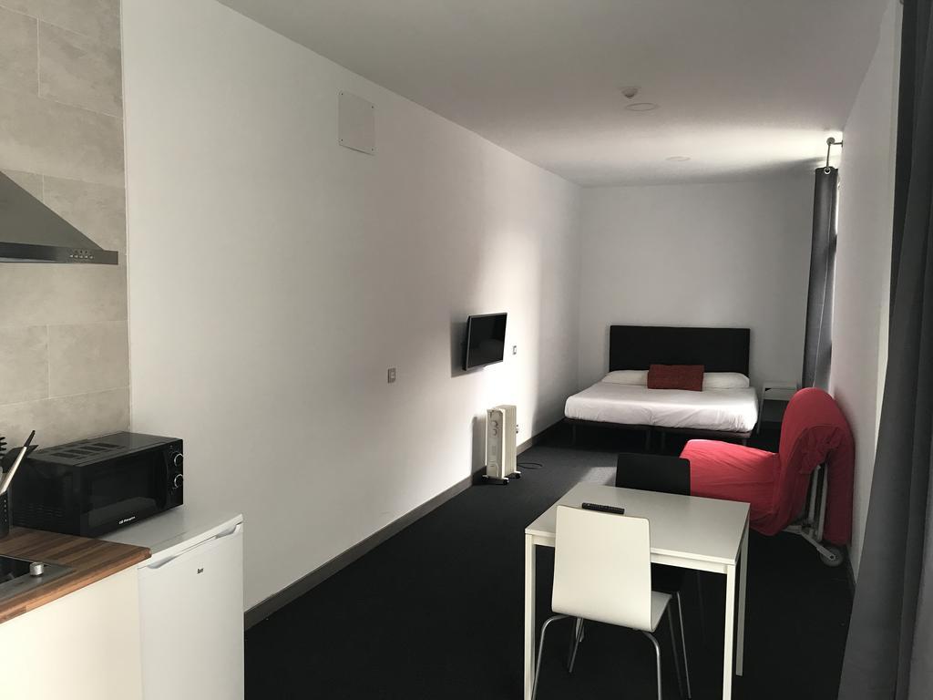 Room And Kitchen בילבאו מראה חיצוני תמונה